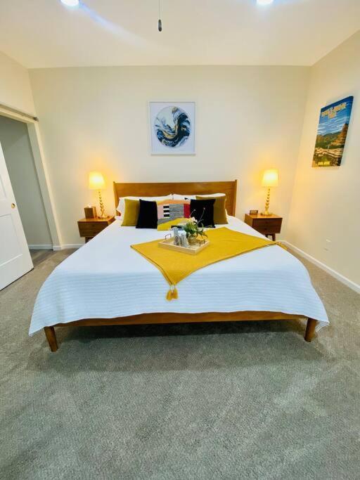 Modern 3 Bedroom Home คอตตอนวูด ภายนอก รูปภาพ